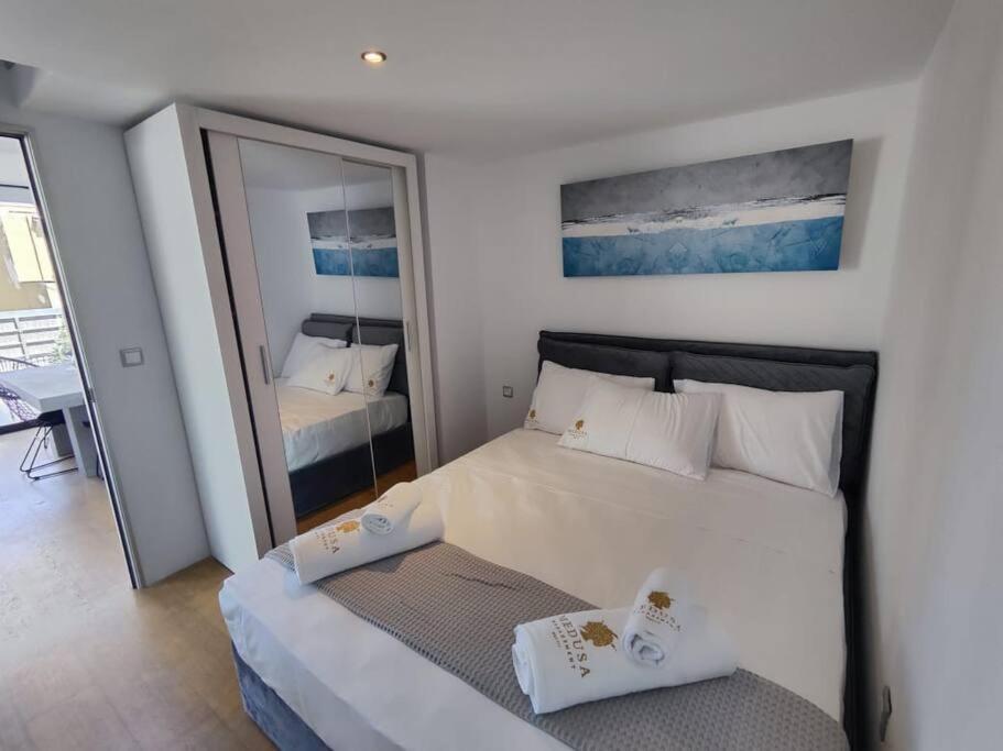 Gazi Pool House Apartamento Atenas Exterior foto